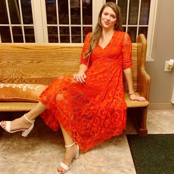 Just Taylor Red Valentine Lace Midi 1/2 Sleeve Dress Flare Handkerchief Hem - Picture 3 of 10